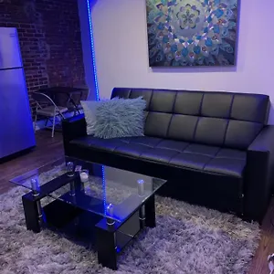 Central Harlem Oasis- Led House Appartement